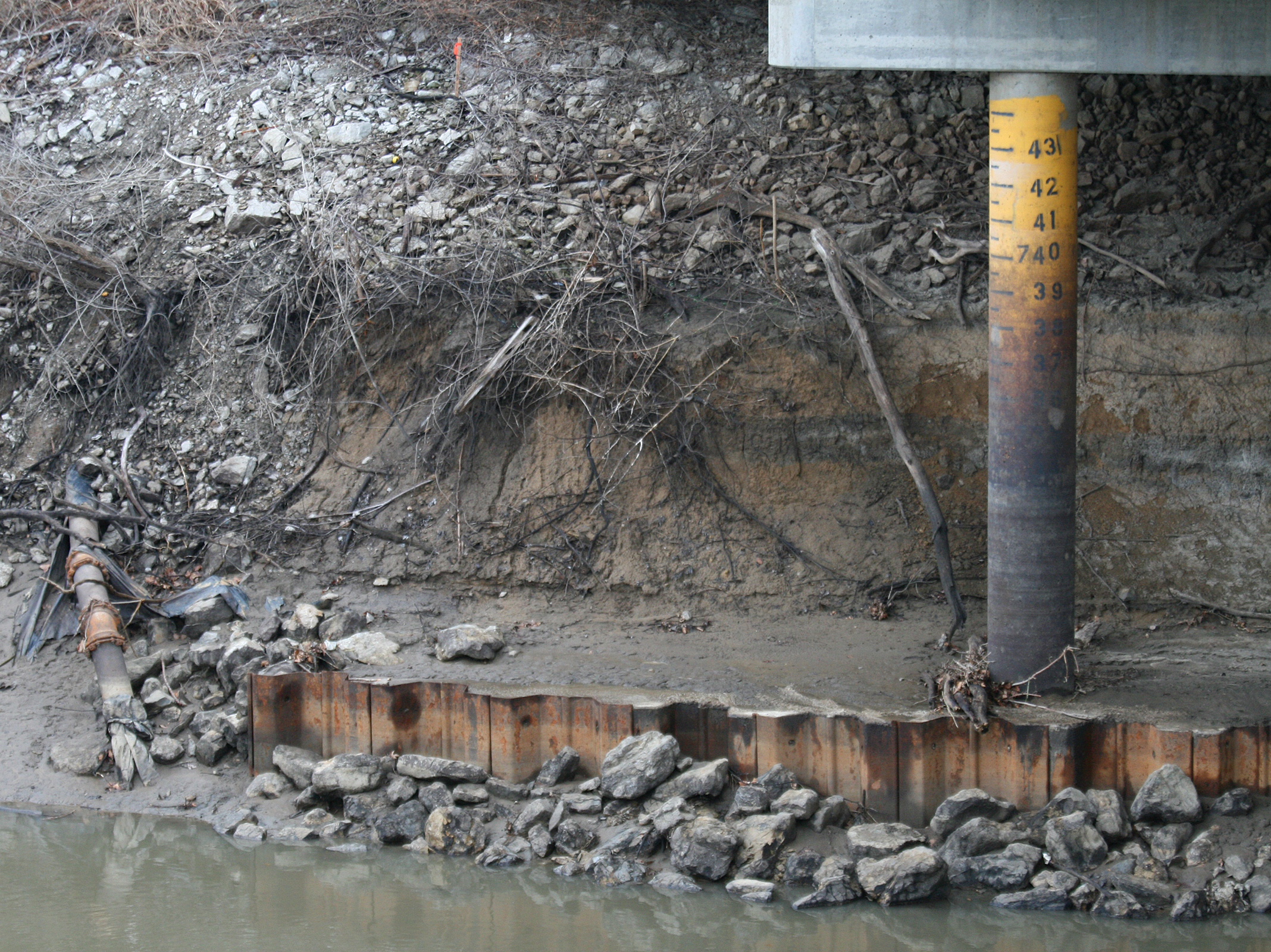 Bridge instability due to riverbed degradation